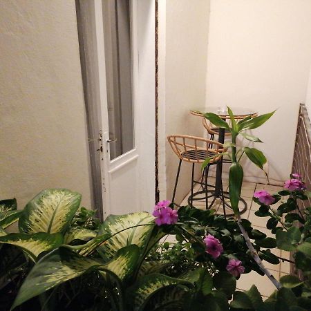 Jolie Chambre Climatisee Avec Balcon Chez L'Habitant Saint Pierre Exteriör bild